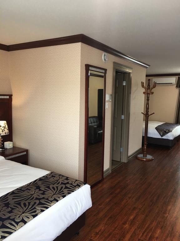 The Greensboro Inn New Minas Buitenkant foto